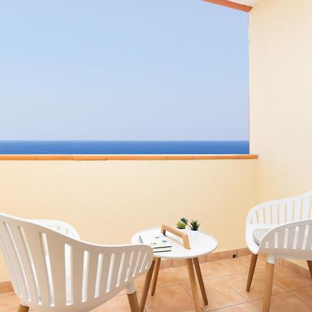 Frontline Duplex Las Arenitas With Pool 칸델라리아 외부 사진